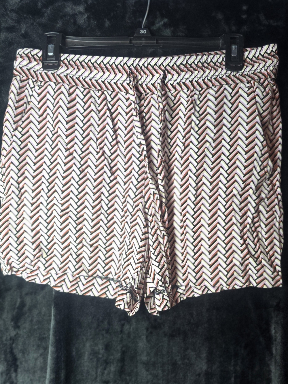 LOFT Chevron-Print Drawstring Women’s Shorts in Pink & White